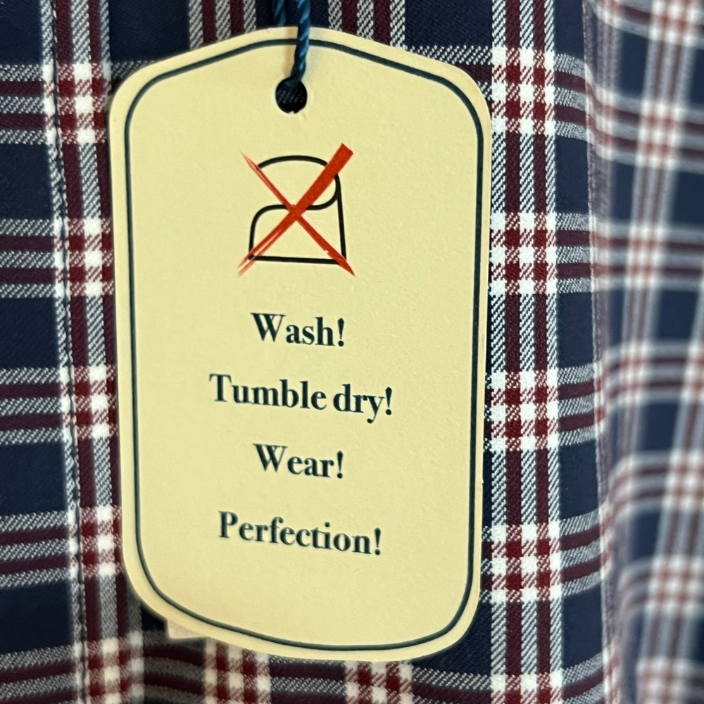 New UNTUCKit Mens Dress Shirt L Navy Burgundy Plaid Nylon Long Sleeve Button - Picture 11 of 13